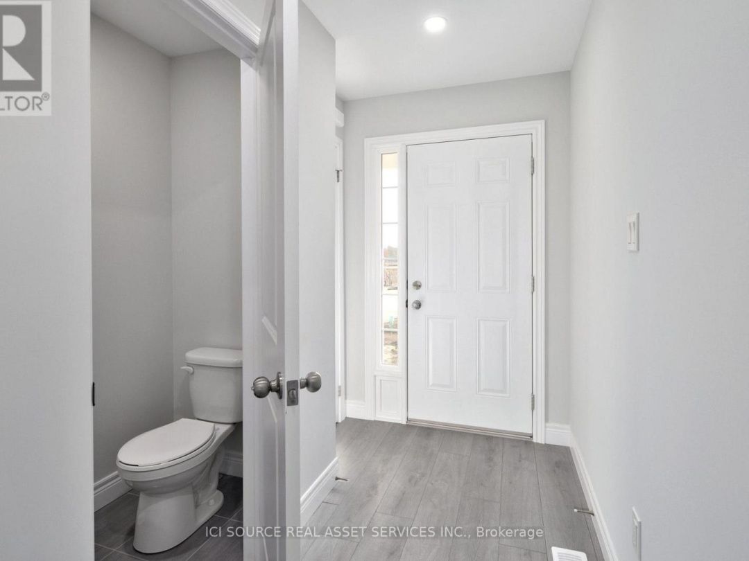 880 WILD ROSE DRIVE, 