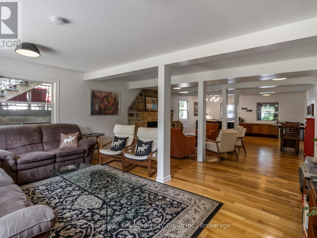 2029 LITTLE HAWK LAKE ROAD, Little Hawk Lake