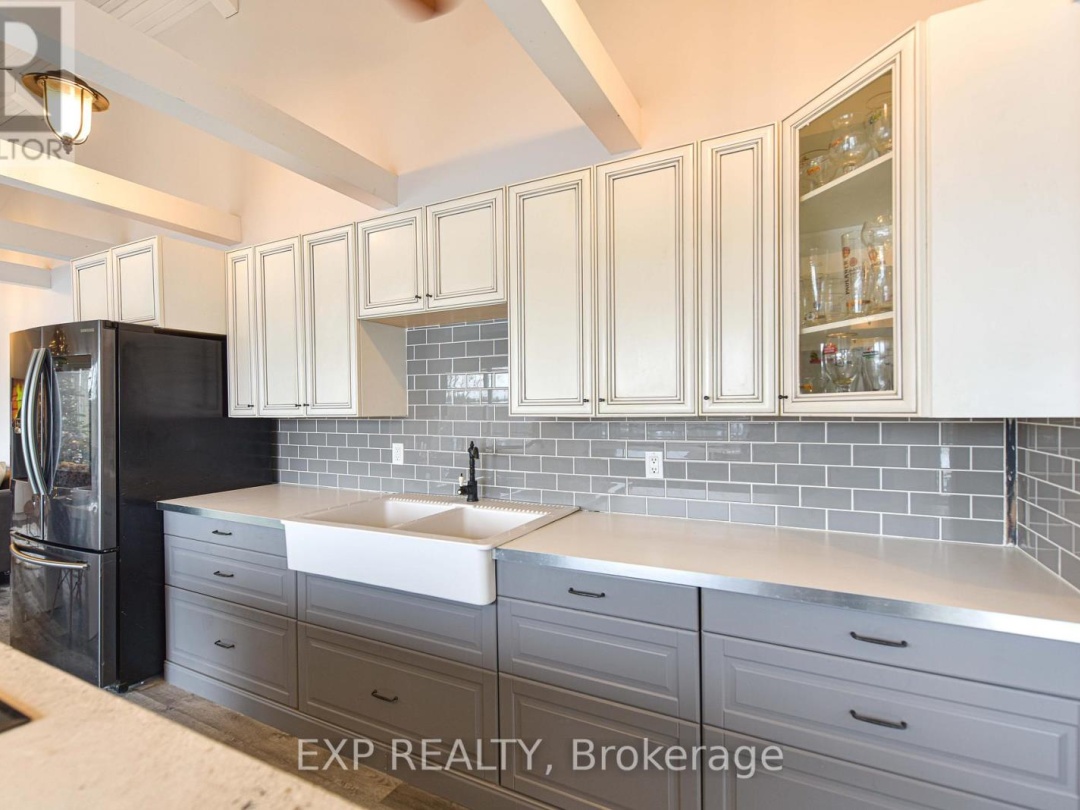 1047 WHYMAN ROAD, 