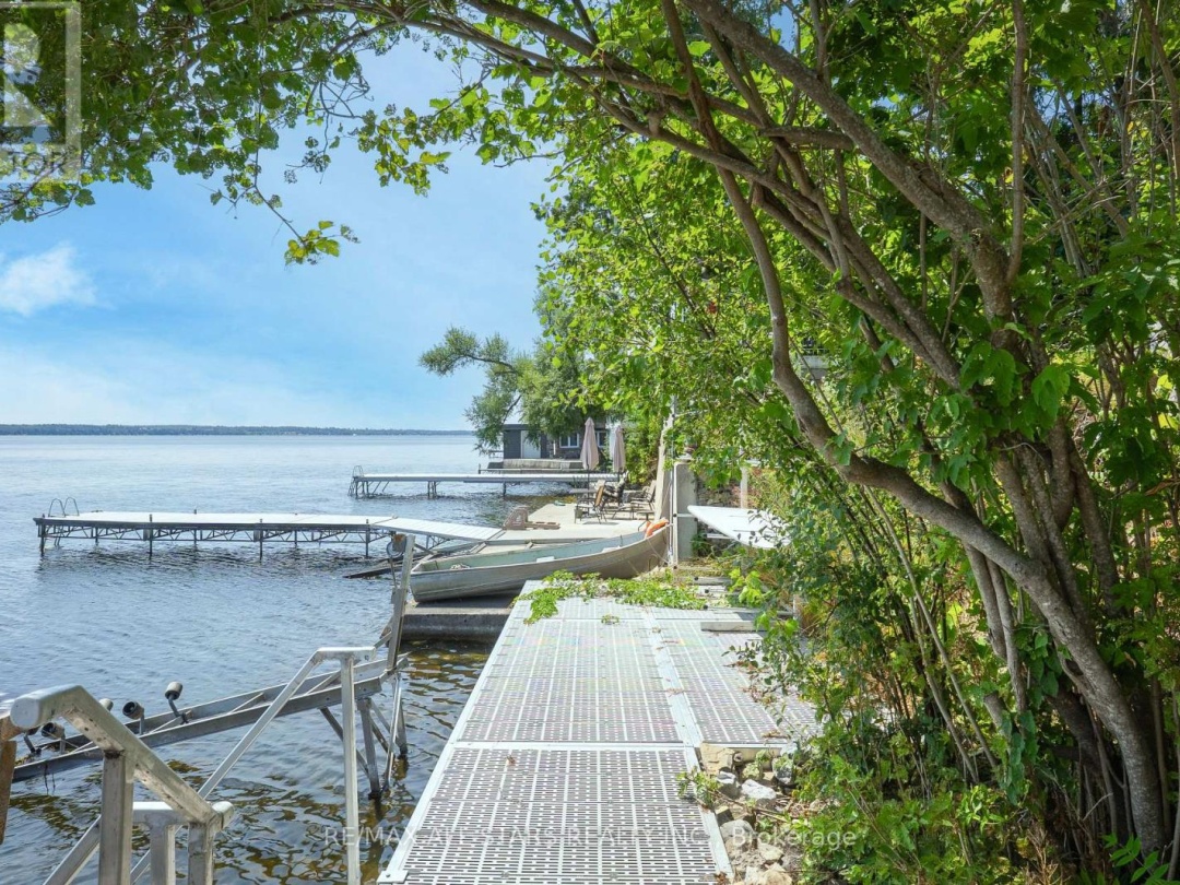 9 BRIAR STREET, Sturgeon Lake