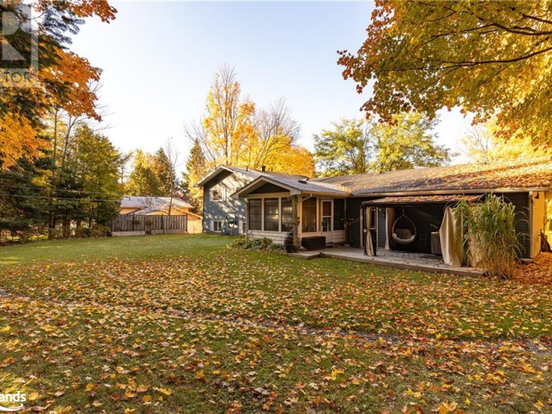 100 Meadow Heights Drive, Bracebridge