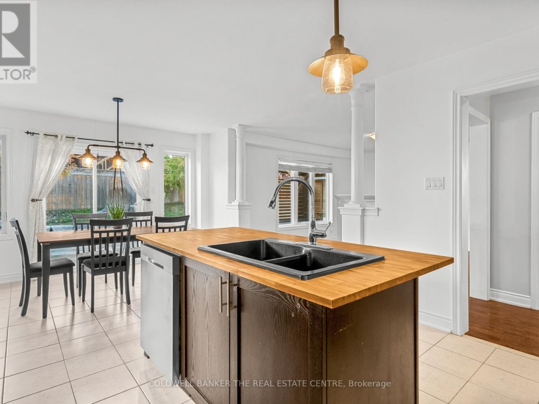 3086 EMPEROR DRIVE, 