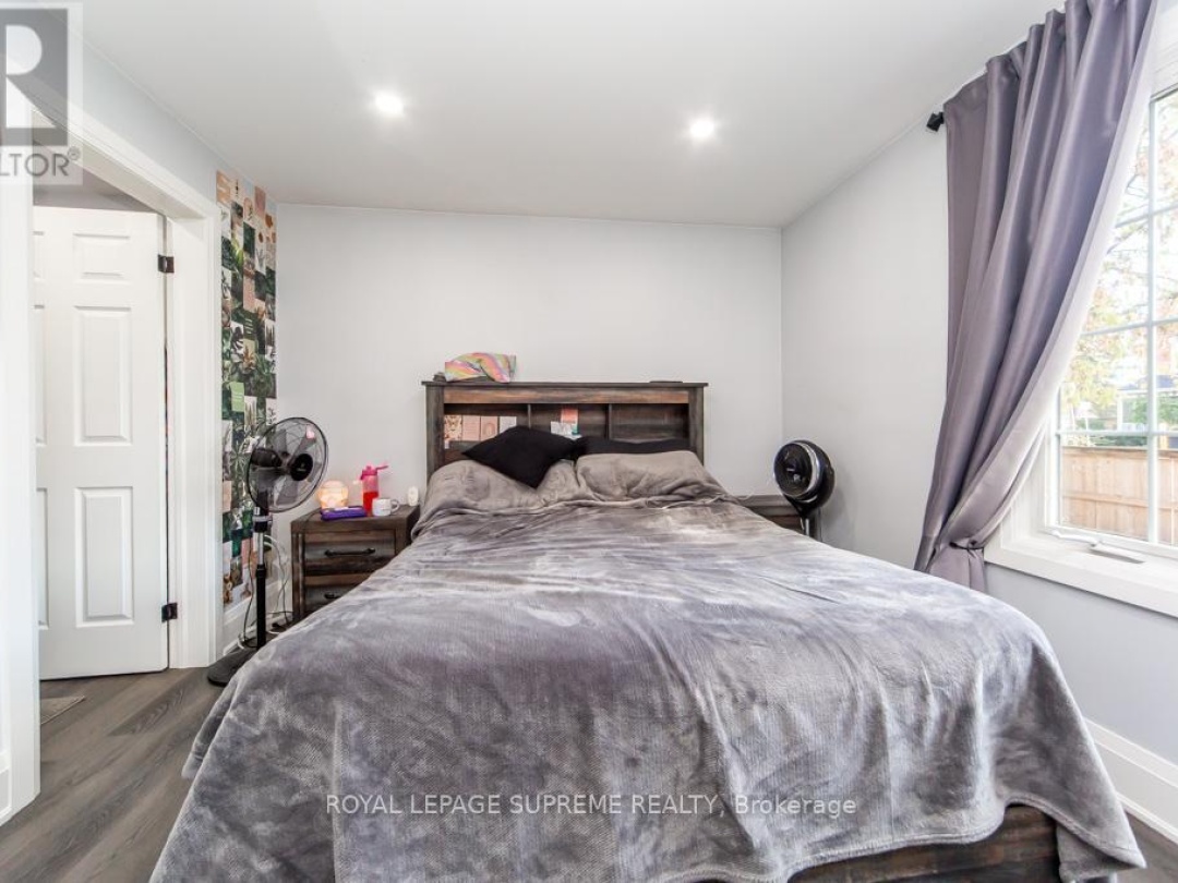 248 MISSISSAGA STREET W, 