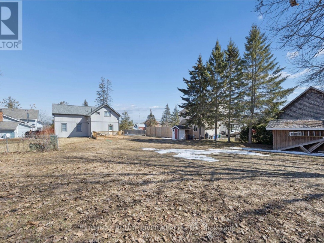 25 MATILDA STREET, Kawartha Lakes (Little Britain)