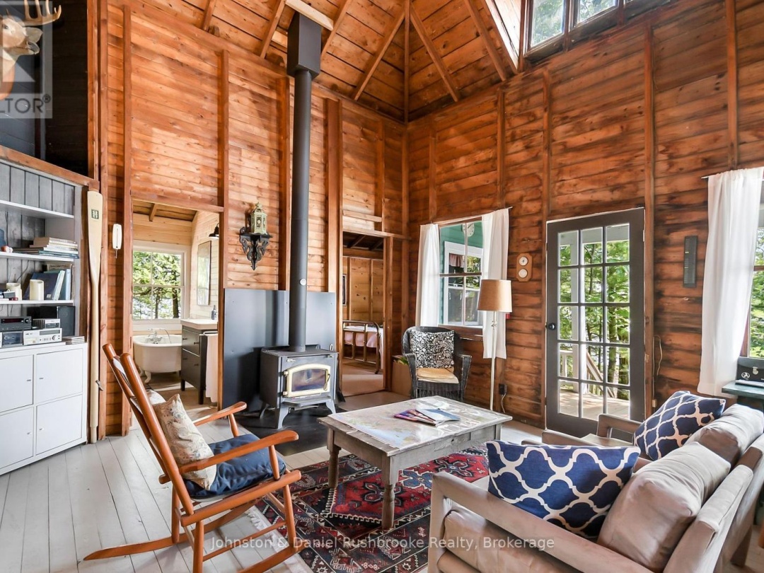 1000 REGATTA ISLAND W, 