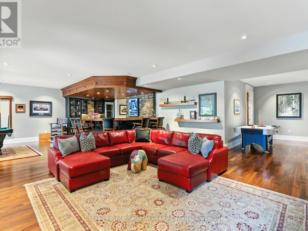 153 CREIGHTON STREET S, Lake Simcoe