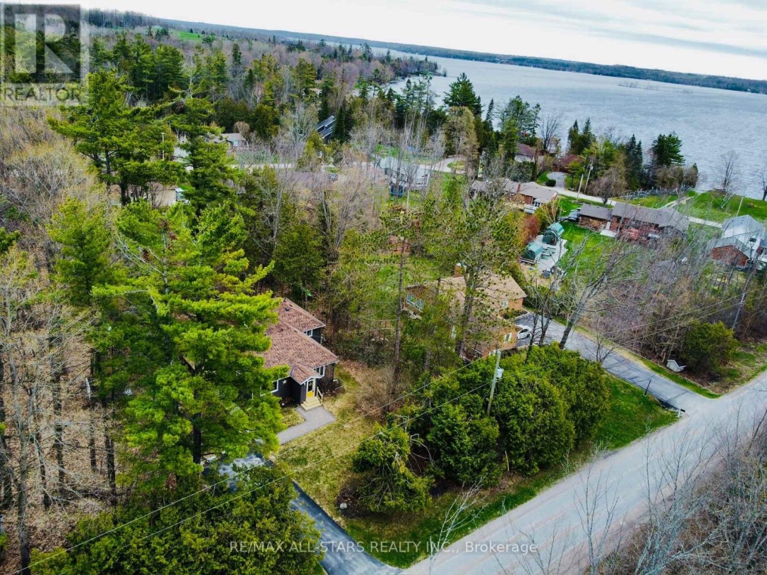 29 STINSONS BAY ROAD, Sturgeon Lake