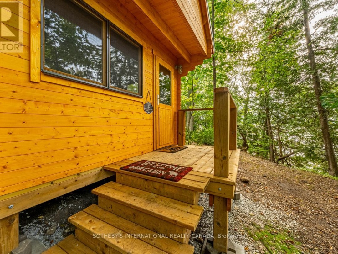 1 & 2 IVY LANE, Lake Simcoe
