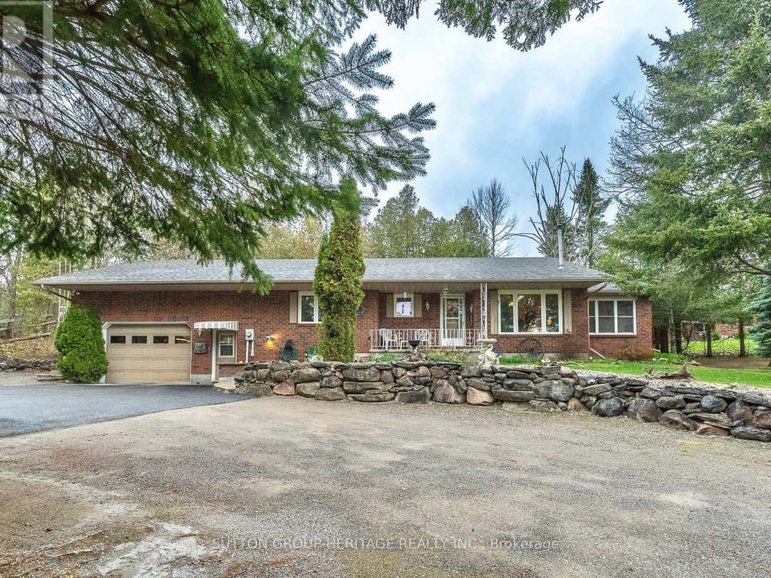 228 PIRATES GLEN DRIVE, Trent Lakes