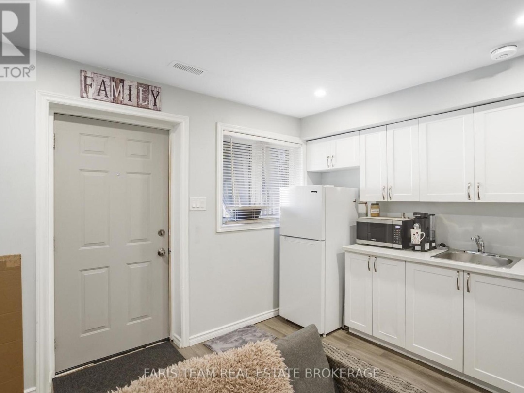 179 JOHN STREET, Tay (Victoria Harbour)