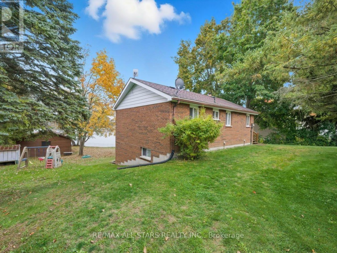 94 PLUM POINT LANE, Lake Scugog