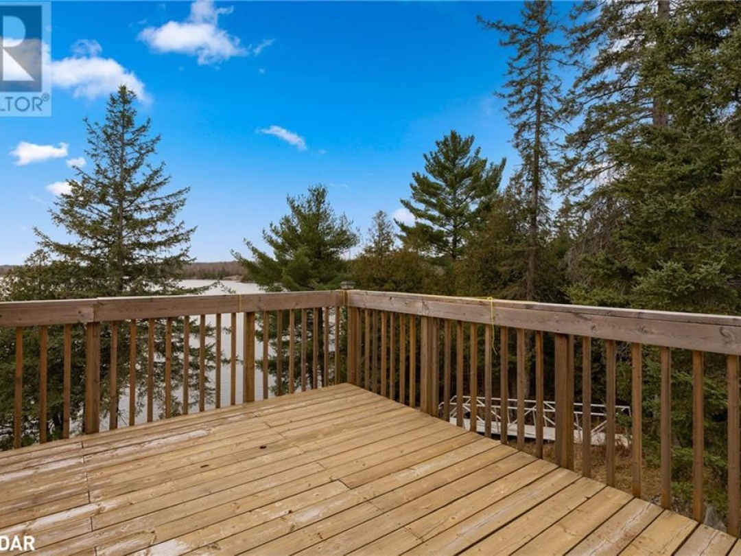 11 Nickles Cove Road, Whitestone Lake