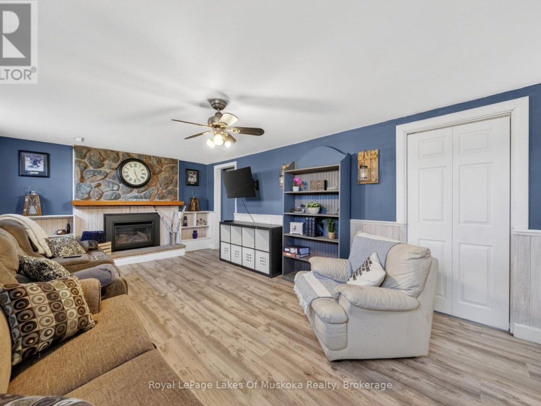 271 LAKELAND CRESCENT, Brock (Beaverton)