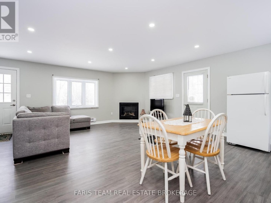 3554 JOHN STREET, Ramara