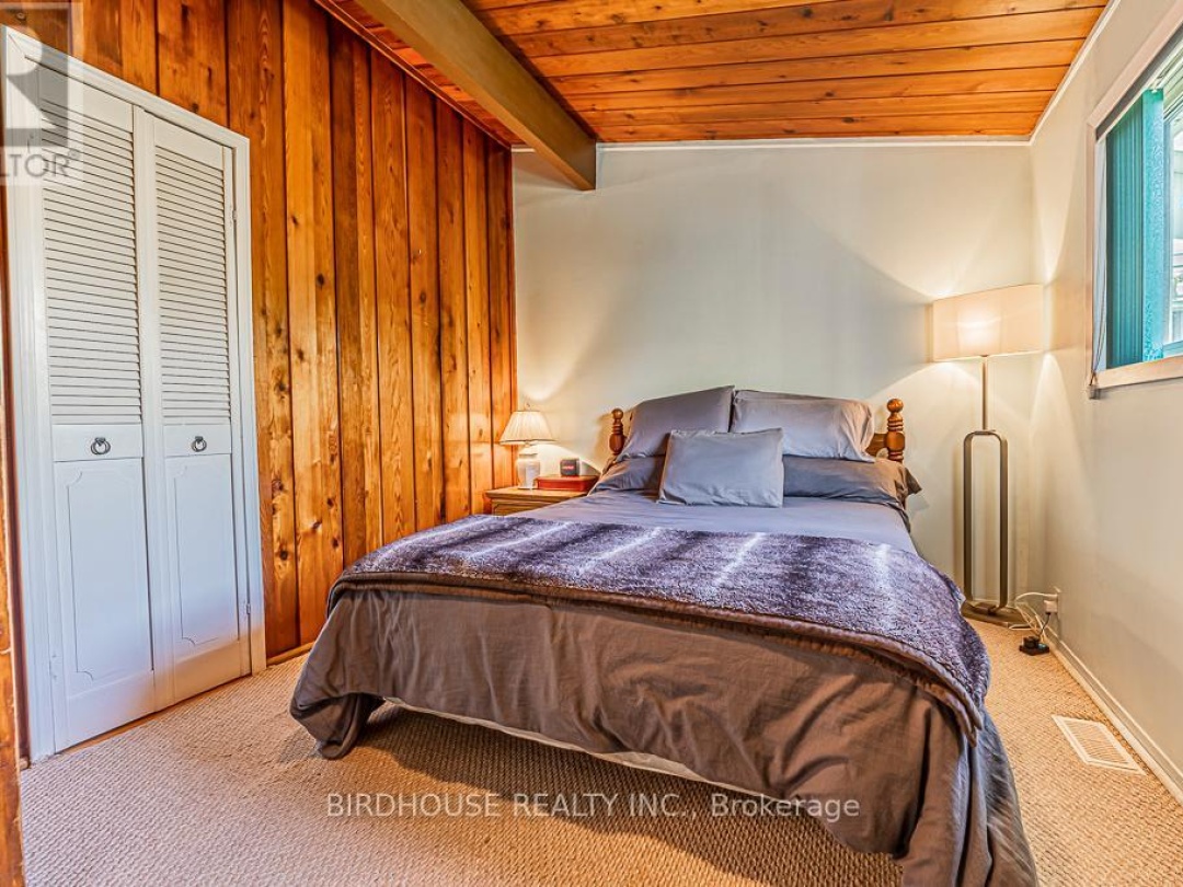 132 FENELON DRIVE, Sturgeon Lake