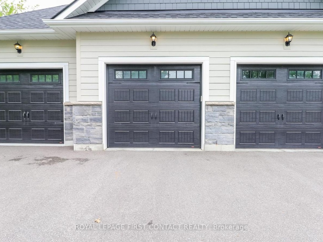 2066 ELANA DRIVE, Severn (Marchmont)