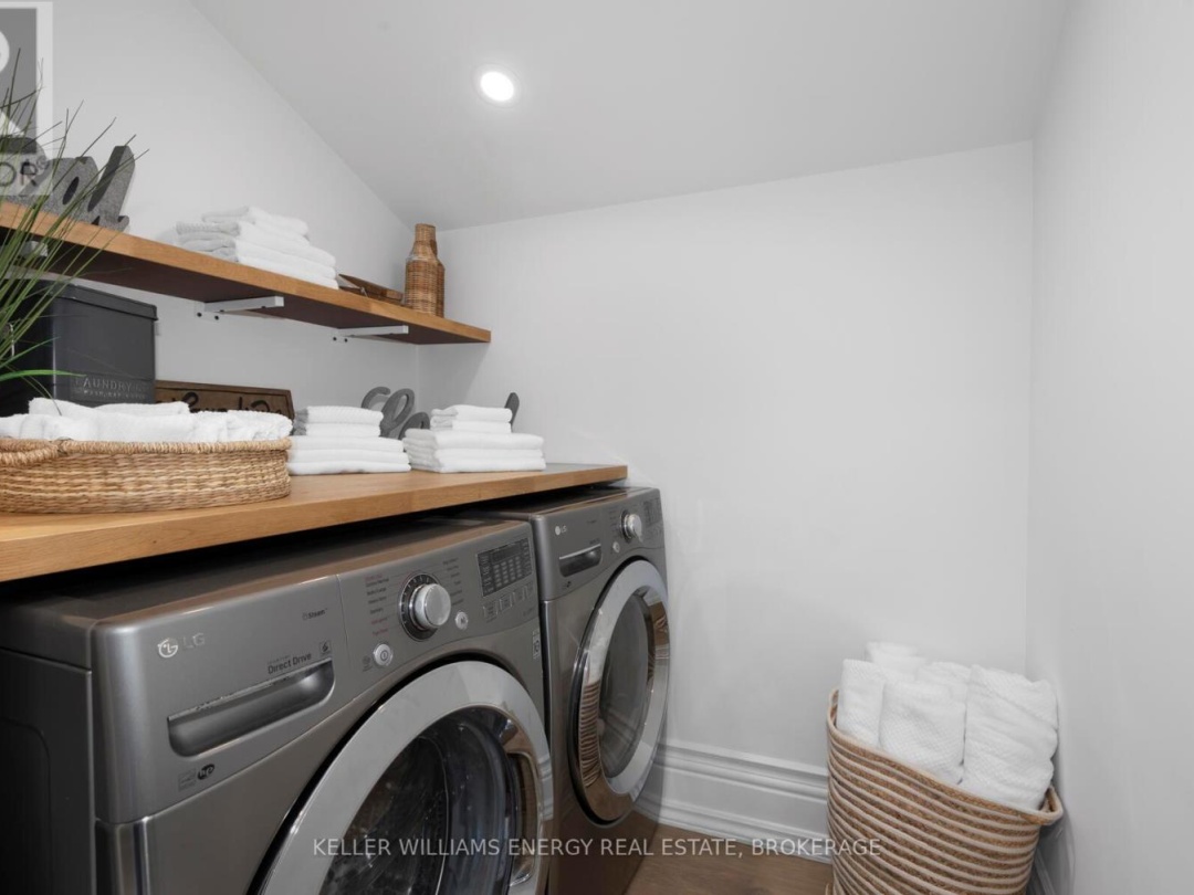 423 FINGERBOARD ROAD, Kawartha Lakes (Mariposa)