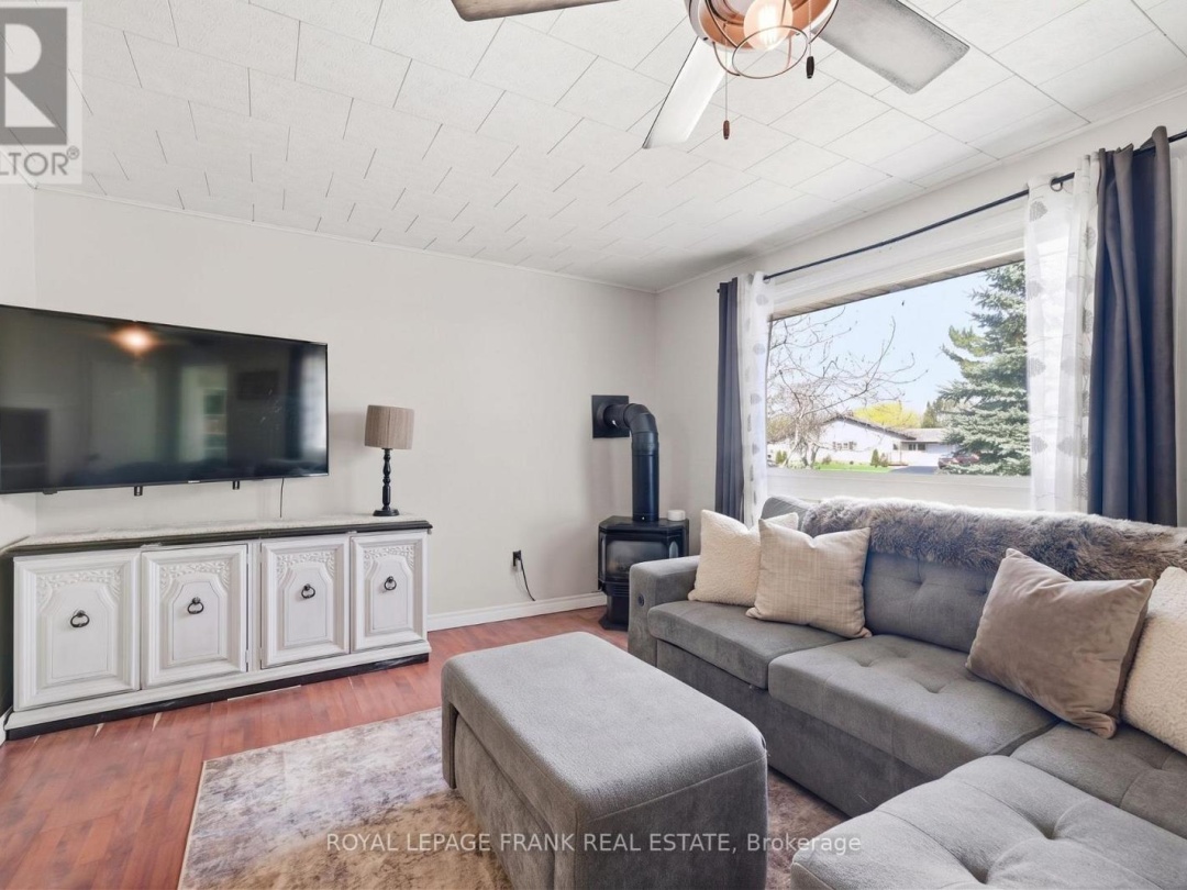 28 SOUTH BAYOU ROAD, Kawartha Lakes (Verulam)