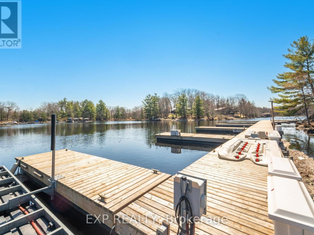 3421 RUSSELL DRIVE, Gloucester Pool