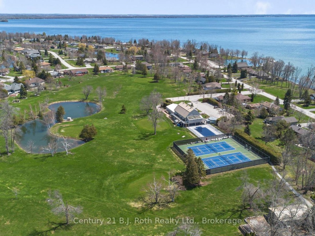 179 BAYSHORE DRIVE, Lake Simcoe
