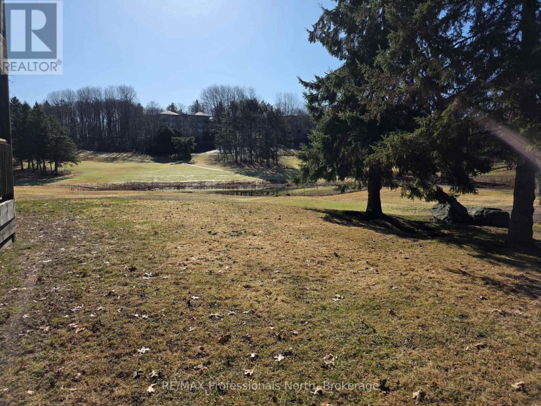 105 - 32 DEERHURST GREENS DRIVE, Peninsula Lake