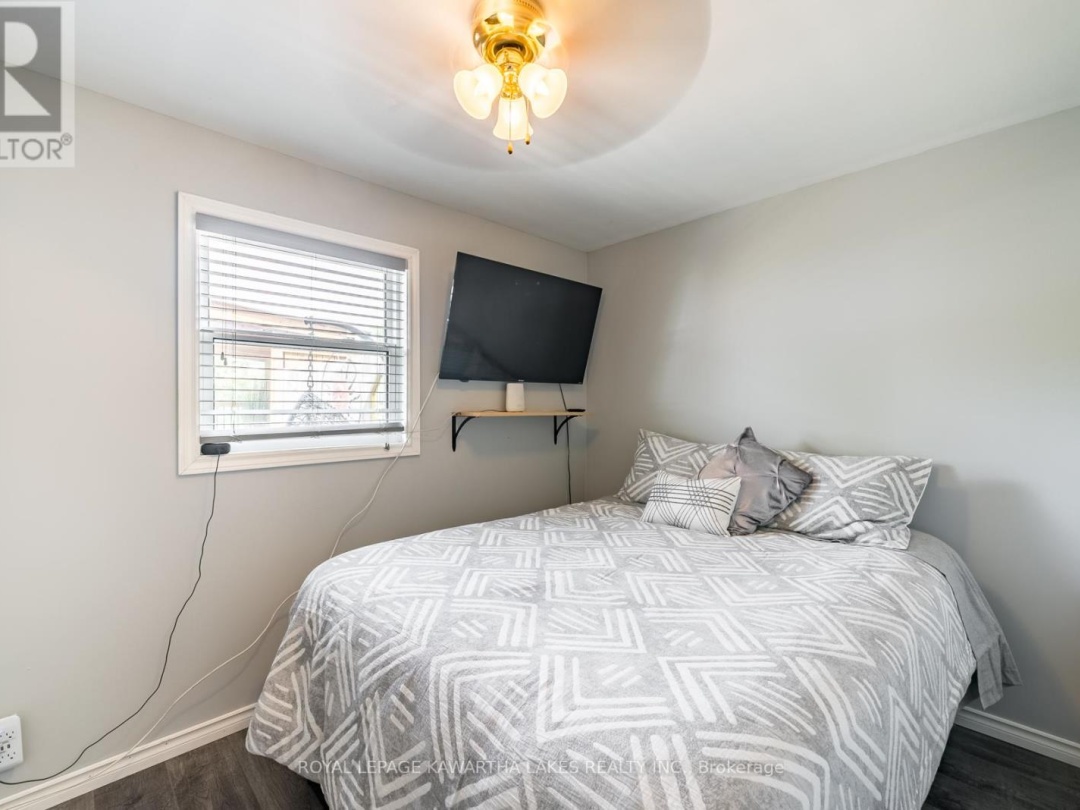 813 COUNTY ROAD 121 ROAD, 