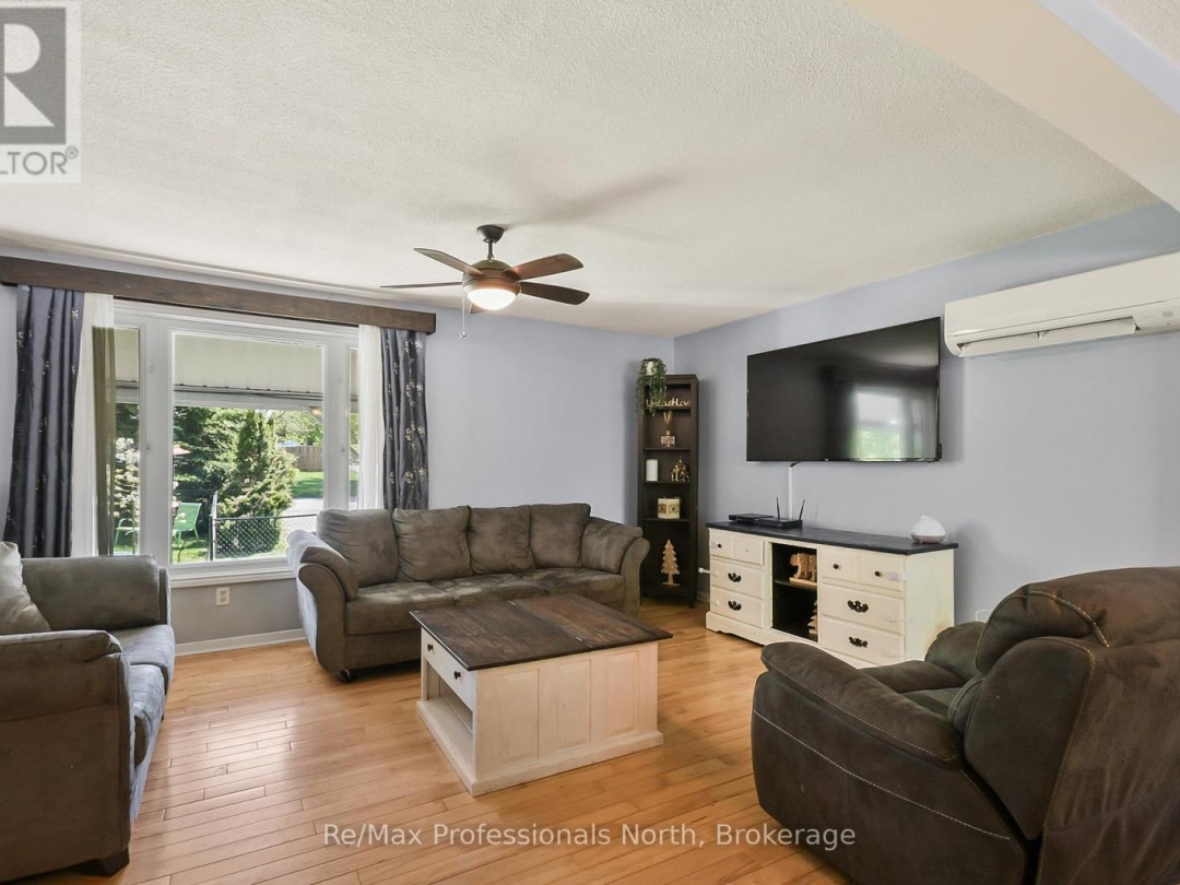 110 FRASER STREET, Gravenhurst (Muskoka (S))