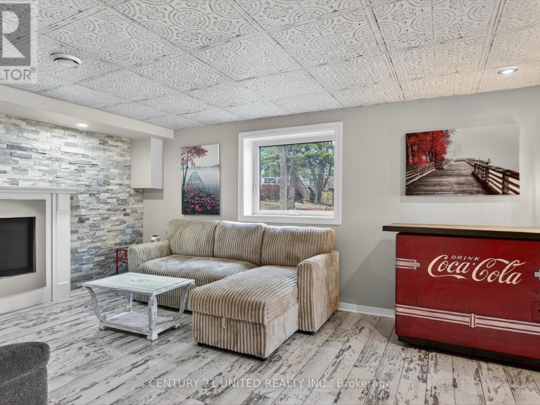 216 ALPINE LAKE ROAD, Pigeon Lake