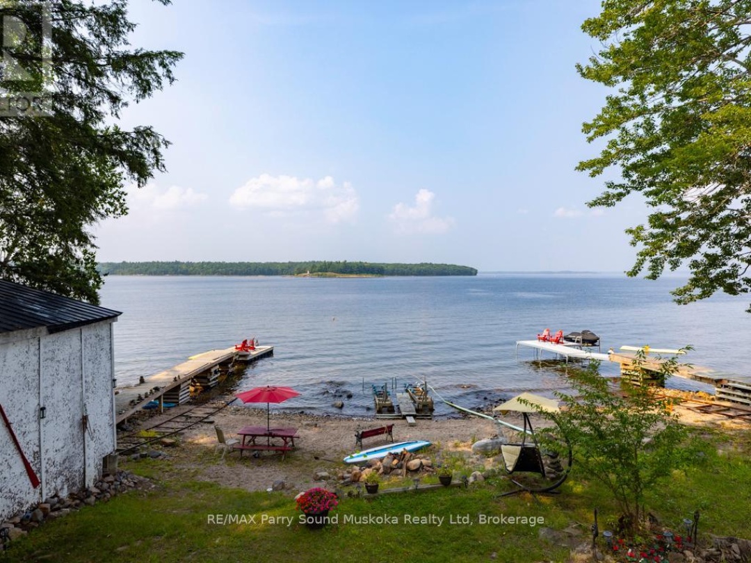 LOT 206 - 808 PARADISE LANE E, 