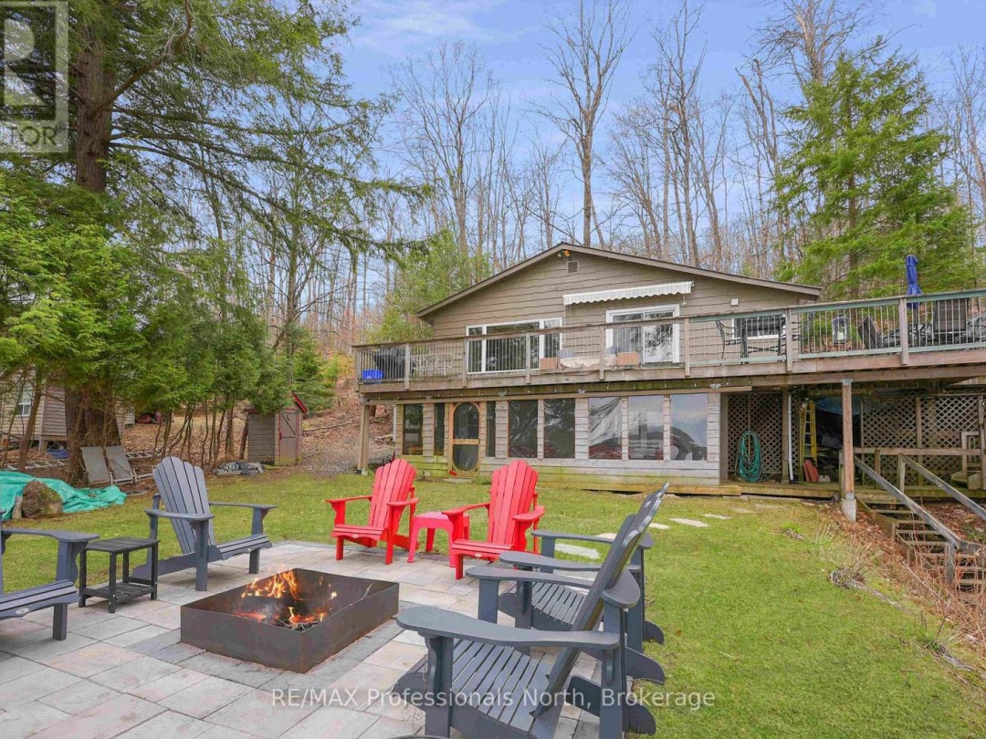 1110 MISKWABI LAKE ROAD, Miskwabi Lake