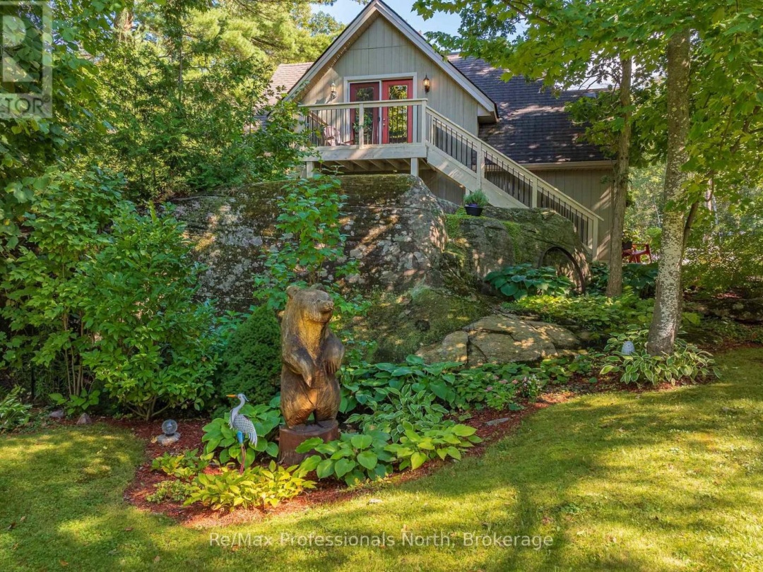 1005 LAIDLAW AVENUE, Severn River