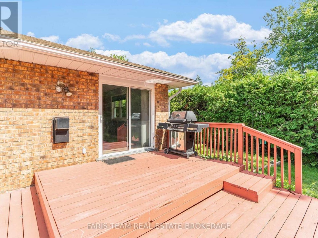 53 MAPLE DRIVE, 