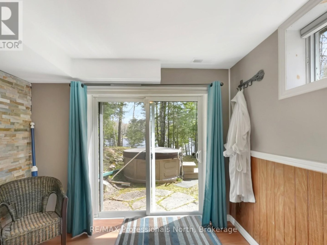 1157 BETWEEN LAKES TRAIL, Soyers Lake