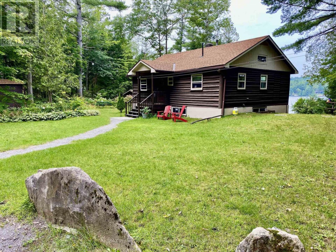 1012 COULSON LANE, Gooderham Lake