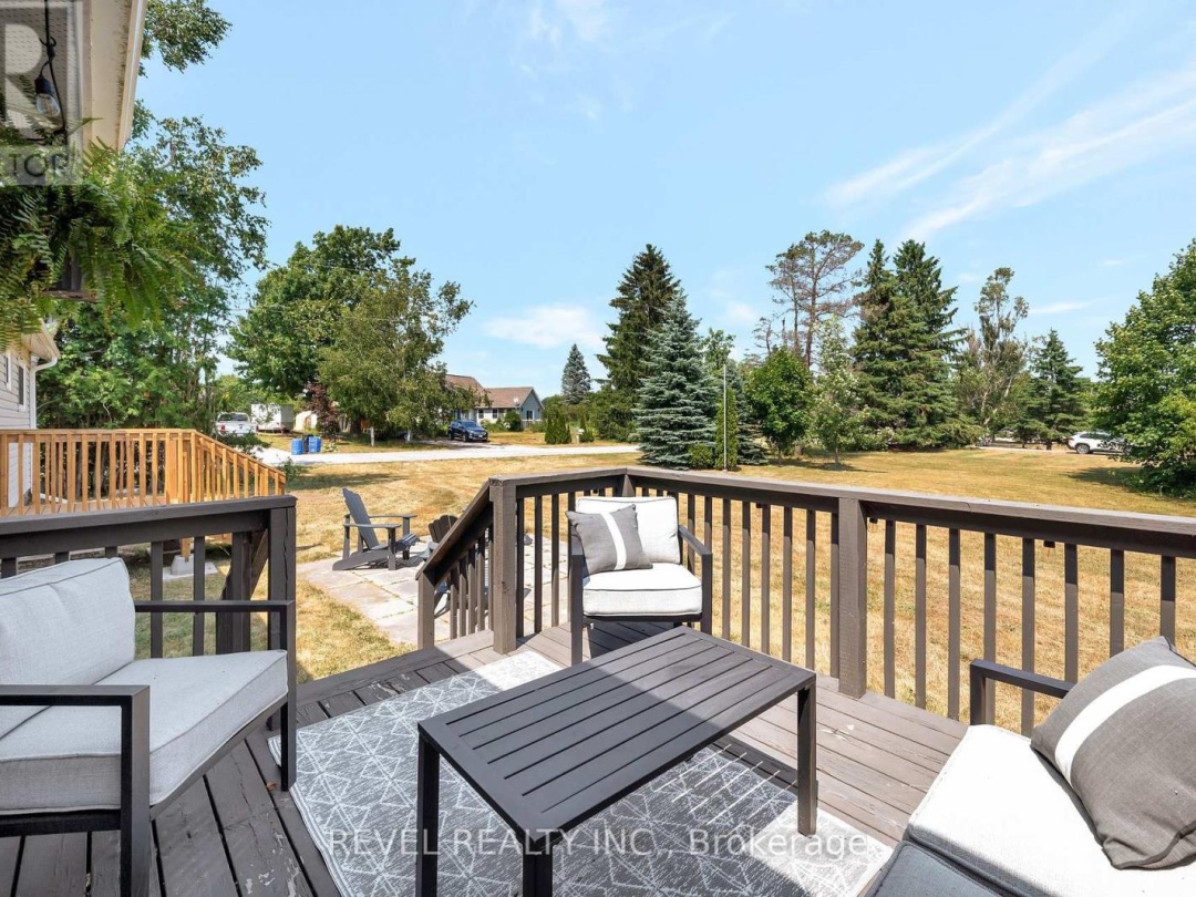 595 HICKORY BEACH ROAD, 