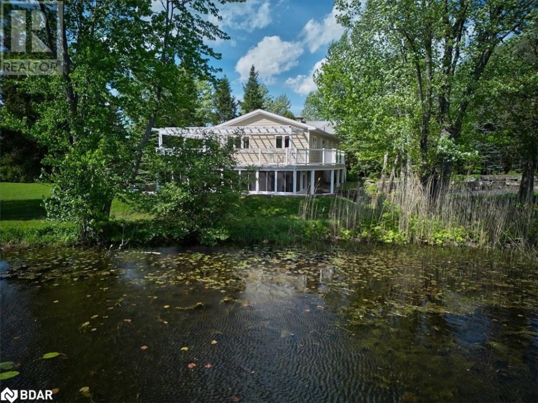 1139 River Lane, Sparrow Lake