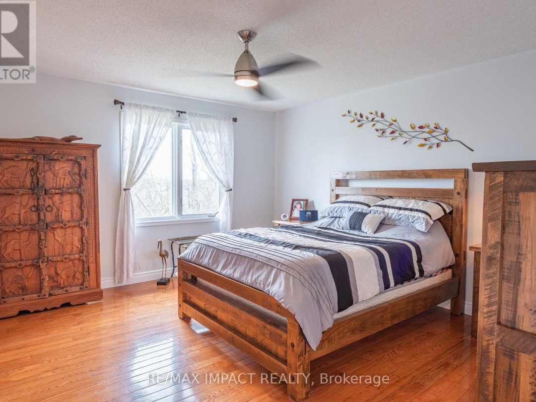 10 CEDARTREE LANE, Kawartha Lakes (Bobcaygeon)
