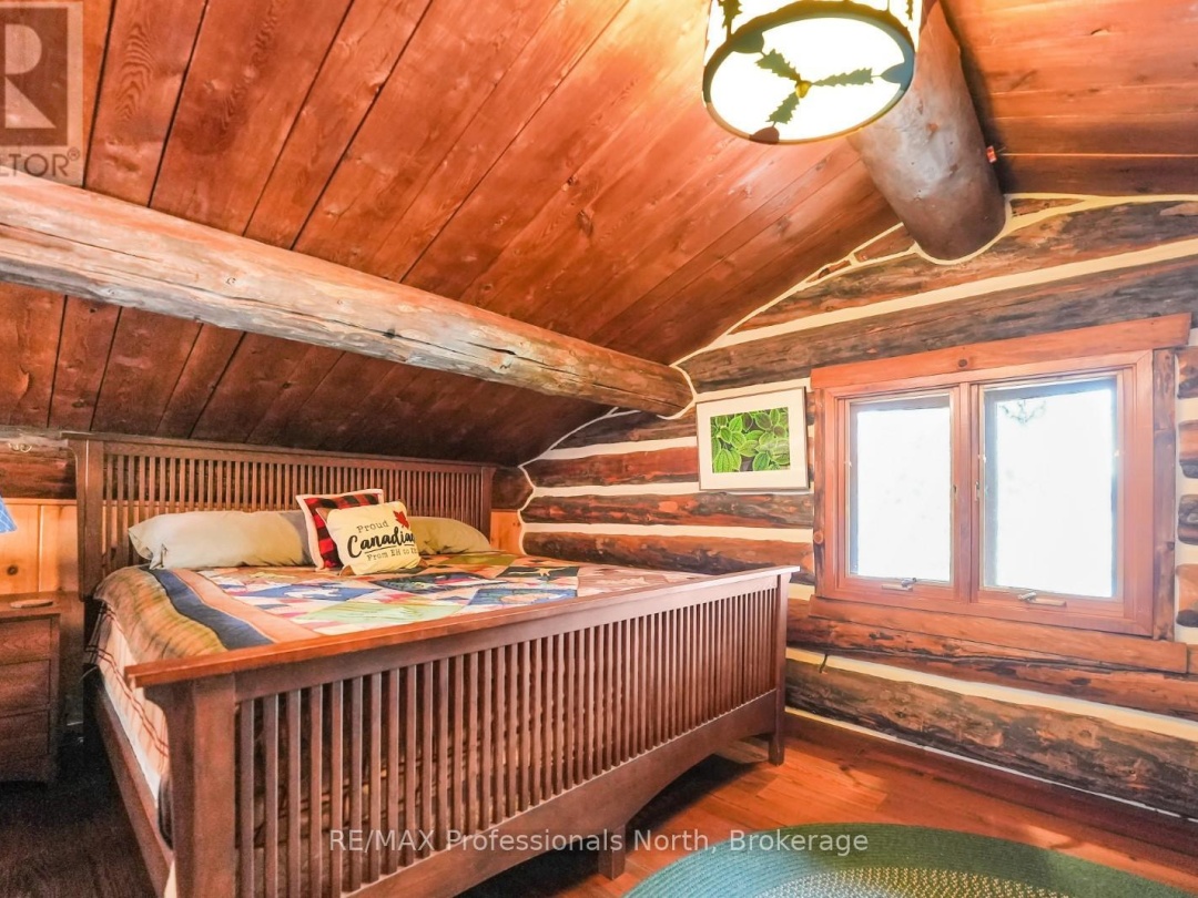 2718 WILKINSON ROAD, Kennisis Lake