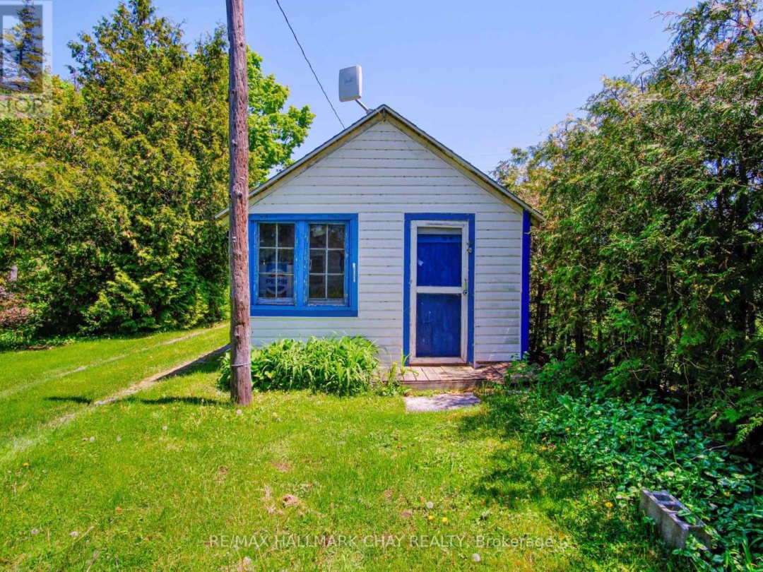 2196 LAKESHORE DRIVE, 
