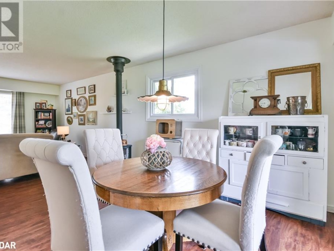 23 CONDER Drive, 