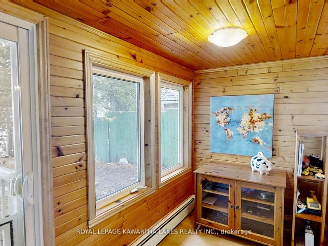 1136 SYLVAN GLEN DRIVE, Dalrymple-South Lake