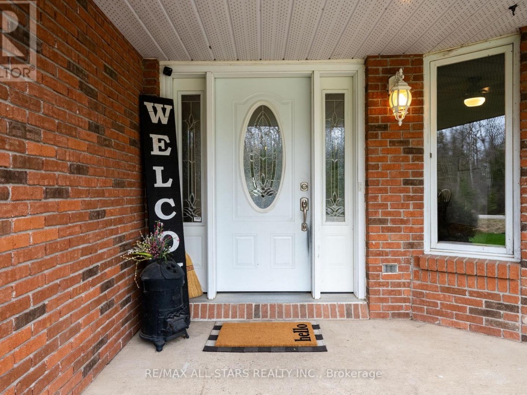 863 LINDEN VALLEY ROAD, Kawartha Lakes (Mariposa)