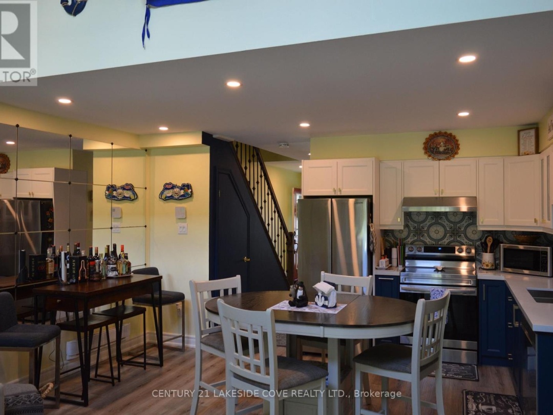 UNIT 8 - 41 LAGUNA PARKWAY, Lake Simcoe