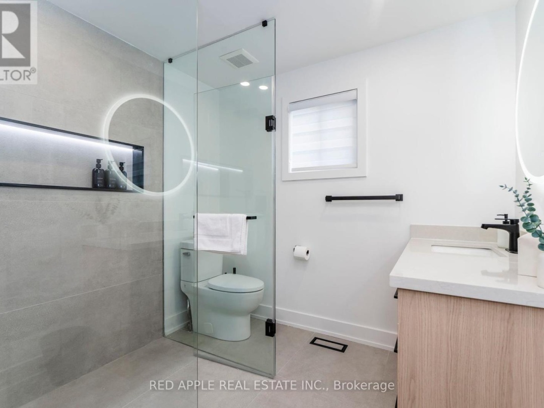 205 HOYT AVENUE, 