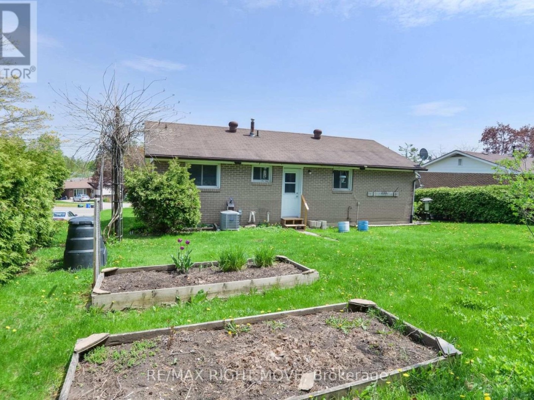 636 MISSISSAGA STREET W, Orillia