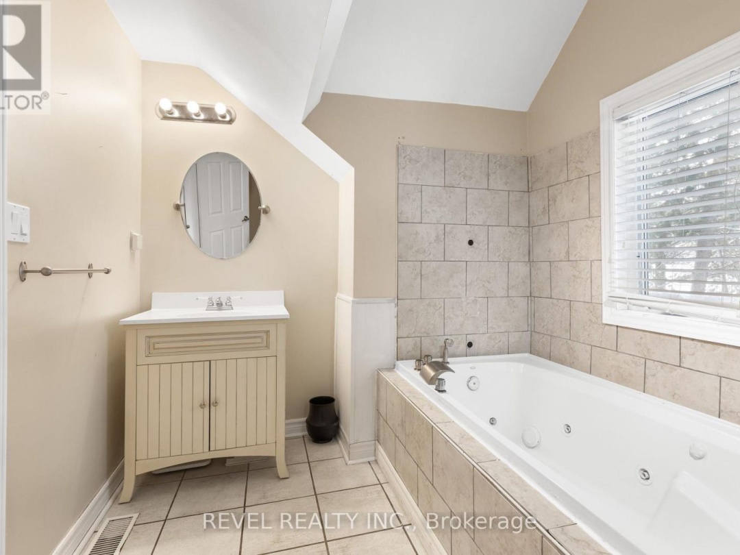 1393 KILLARNEY BAY ROAD, Kawartha Lakes (Fenelon)