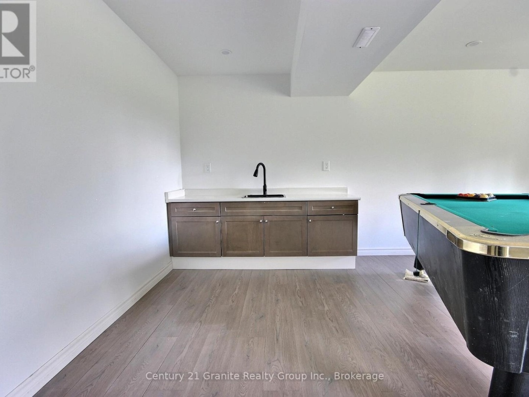 1037 ANDEK TRAIL, Salerno Lake