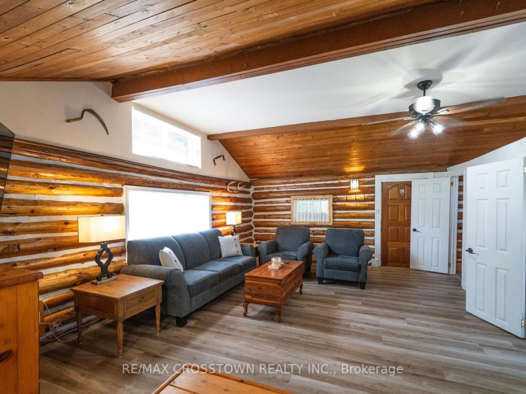 1161 UFFINGTON ROAD, Bracebridge (Draper)