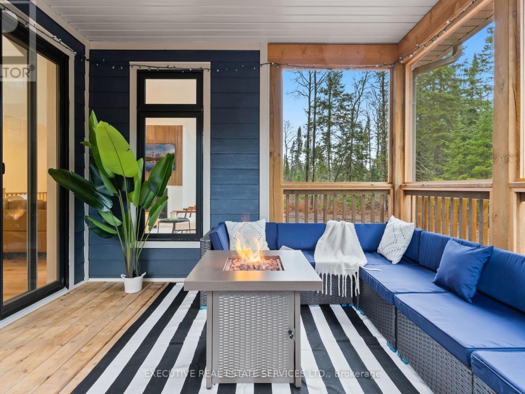 1049 GREENSVIEW DRIVE, Lake of Bays (Franklin)