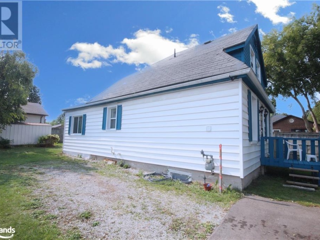 233 Oxford Street, Orillia